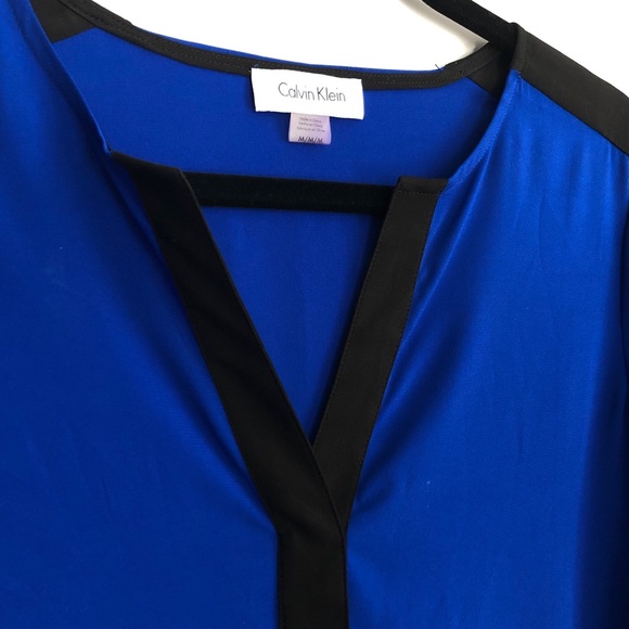 CALVIN KLEIN ULTRA SOFT V-NECK BLOUSE - Picture 3 of 5